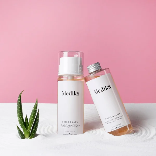 Medik8Press_GlowLifestyle-445077.jpg Medik8 Press & Glow toner (Refill)